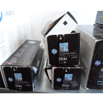 Hp toner CF540X (203X) black 3,2K (sérült csomagolás)