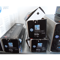 Hp toner CF540X (203X) black 3,2K (sérült csomagolás)