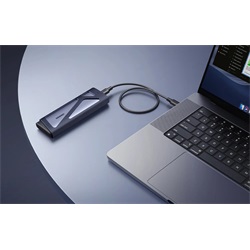 Ház Ugreen CM767 2TB USB-C 3.1 G M.2 NVMe/SATA SSD